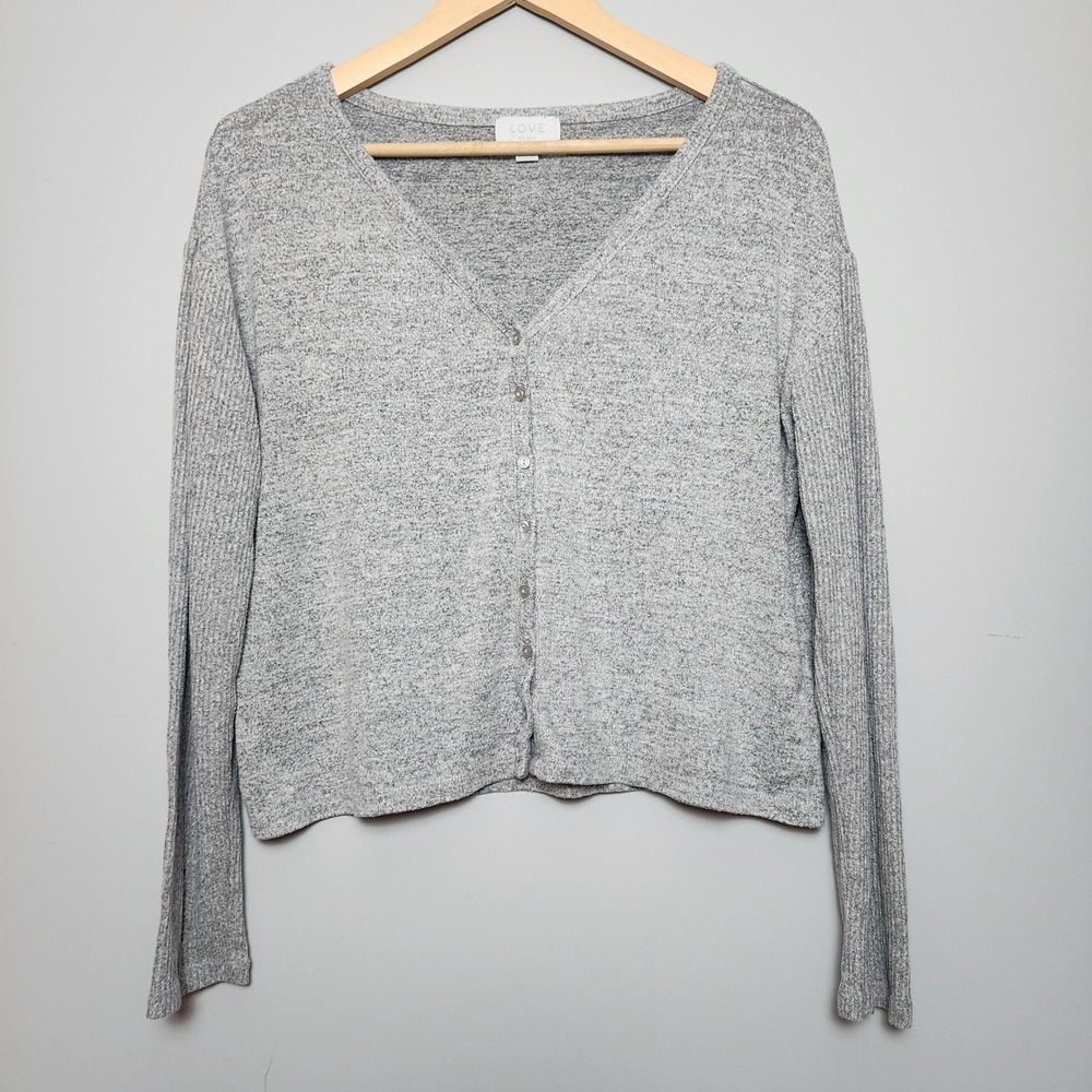 Love by Gap Marled Grey Ribbed Sleeve V-Neck Button Front Cardigan Size Medium